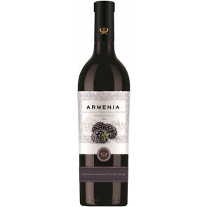 ARMENIA raudonas pusiau saldus gervuogių vynas